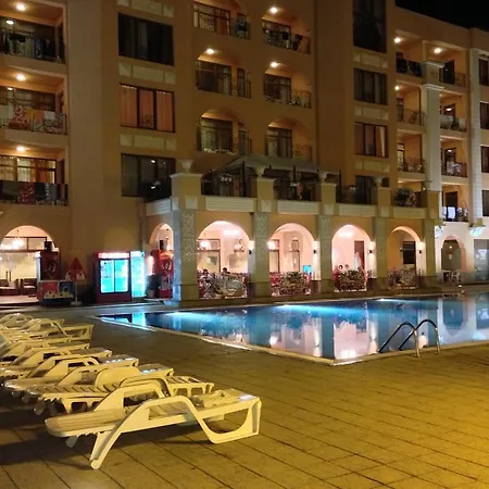 Apartman Palazzo Lew *